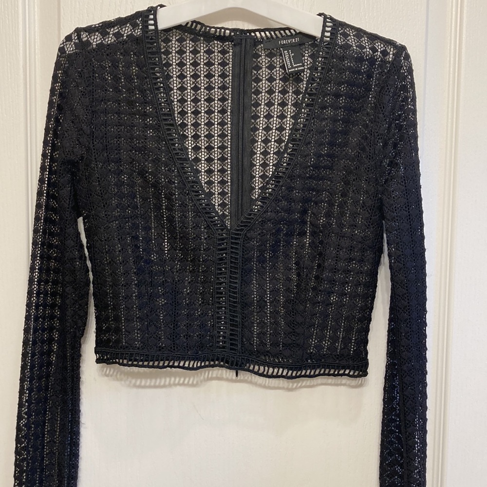 Black, Small, Forever 21 laced, zipper, trumpet long sleeve crop top